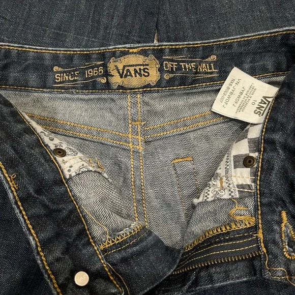 Vans Jeans. Boyish slim fit - Picture 3 of 4